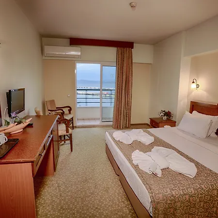 Hotel Kayhanbey 4*