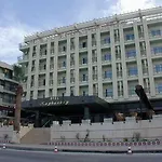 Kayhanbey Hotel 4*